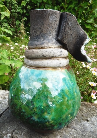 Vase raku "Dans le vent"