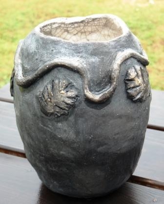Vase raku antique